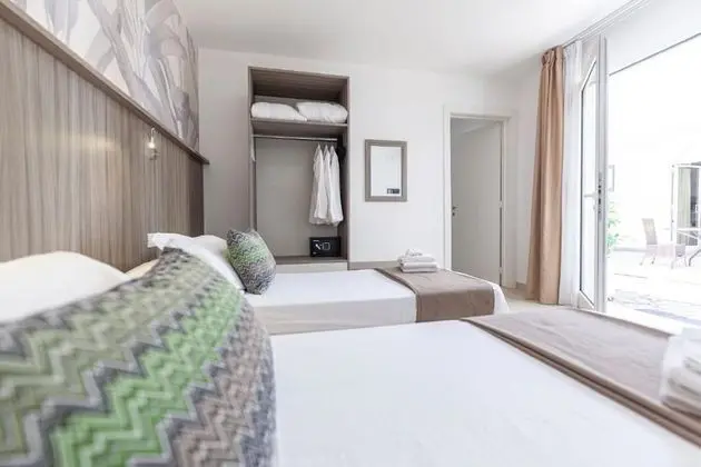 Classic Üç Kişilik Oda