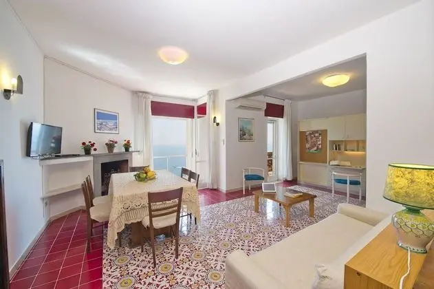 Apart Daire, 2 Yatak Odası, 2 Banyolu, Deniz Manzaralı