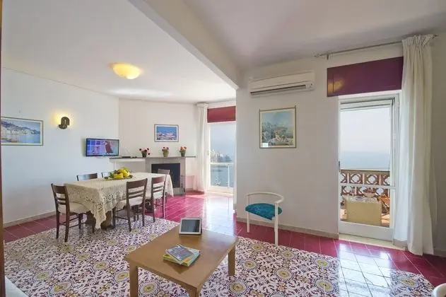 Apart Daire, 2 Yatak Odası, 2 Banyolu, Deniz Manzaralı