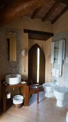 Junior Tek Büyük Yataklı Oda