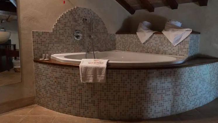 Junior Tek Büyük Yataklı Oda