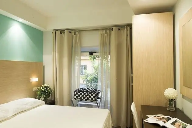 Standard Tek Büyük Yataklı Oda