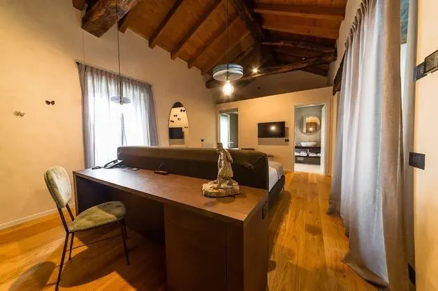 Deluxe Tek Büyük veya İki Ayrı Yataklı Oda