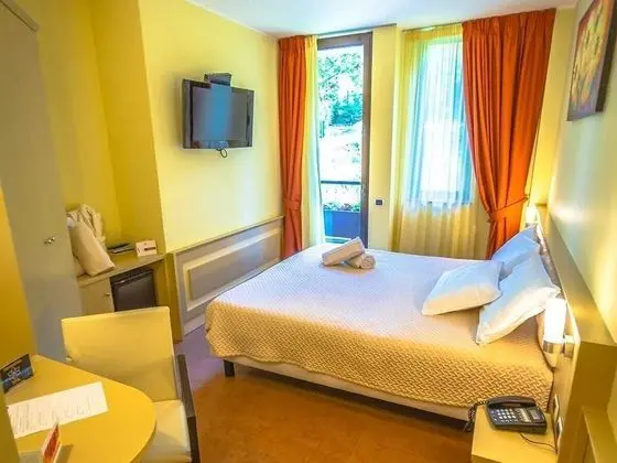 Basic Tek Büyük Yataklı Oda, 1 Yatak Odası