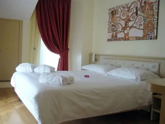 Junior Stüdyo Süit