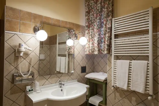 1 Çift Kişilik Veya 2 Tek Kişilik Yatak Classic