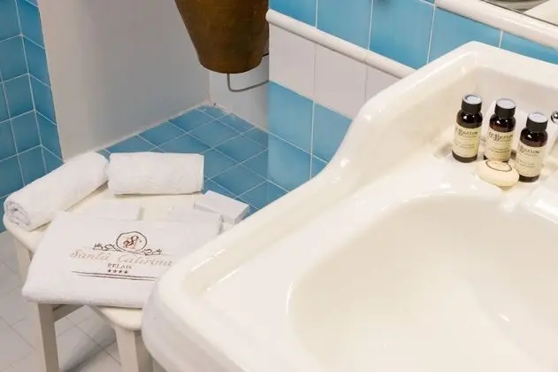 Deluxe Tek Büyük veya İki Ayrı Yataklı Oda