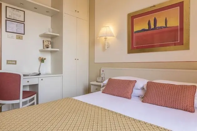 Basic Oda, Tepe Manzaralı