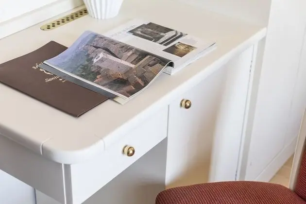 Basic Oda, Tepe Manzaralı