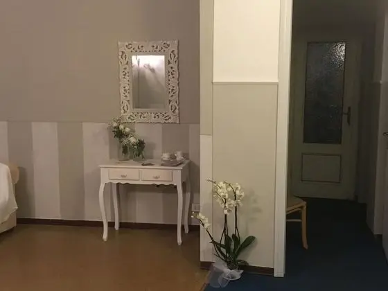 Dört Kişilik Oda, Özel Banyo (External)