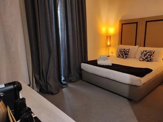 Superior Tek Büyük Yataklı Oda