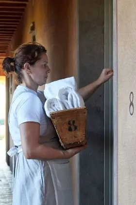 Basic Tek Büyük Yataklı Oda