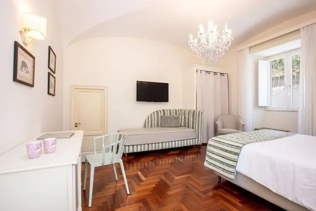 Deluxe Tek Büyük Yataklı Oda, 1 Çift Kişilik Yatak, Bahçeli