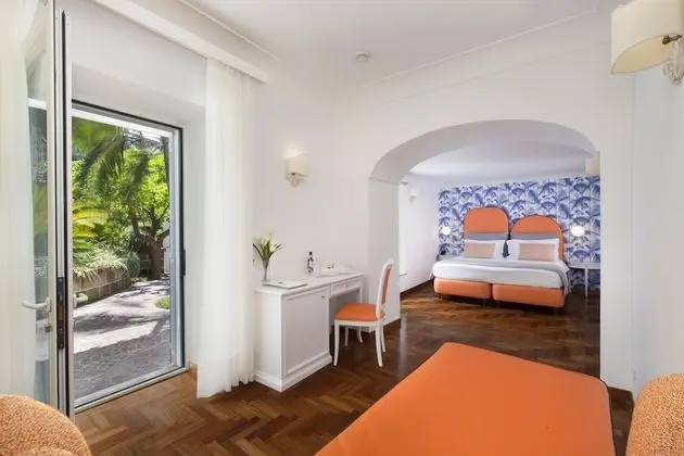 Deluxe Tek Büyük Yataklı Oda, 1 Çift Kişilik Yatak, Bahçeli