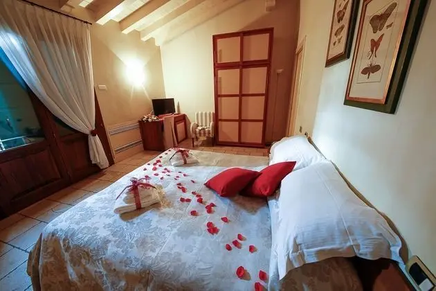 Comfort Tek Büyük veya İki Ayrı Yataklı Oda
