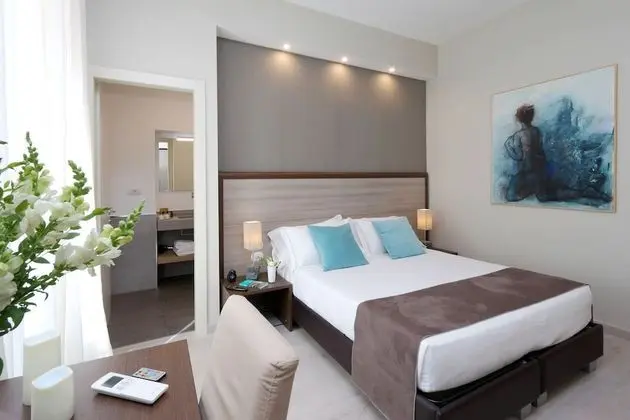 Comfort Tek Büyük Yataklı Oda