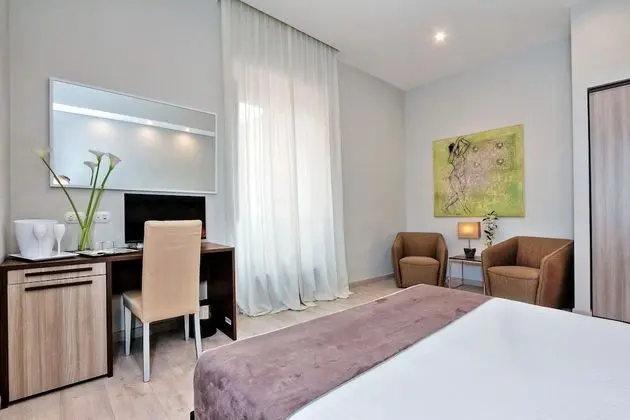 Tek Büyük Yataklı Oda