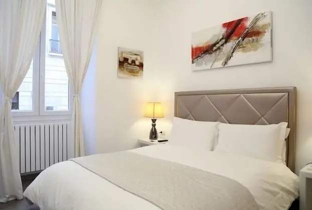 Deluxe Tek Büyük Yataklı Oda, 1 Çift Kişilik Yatak, Şehir Manzaralı