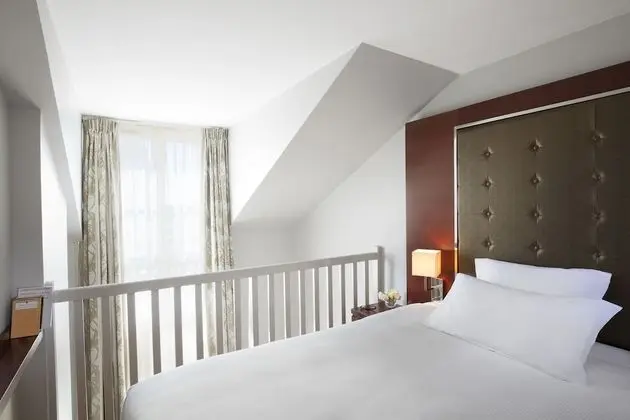 Junior Suite Executive Duplex children under 9 not allowed