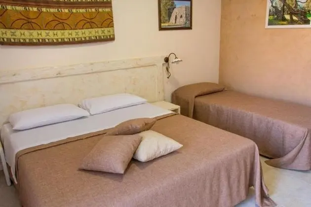 Üç Kişilik Oda