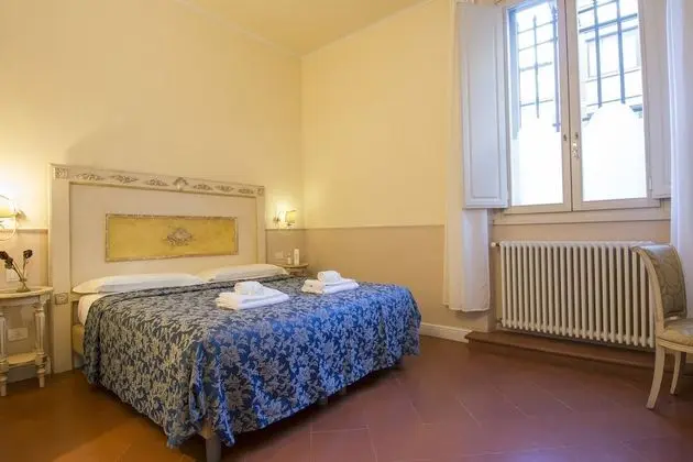 Classic Tek Büyük veya İki Ayrı Yataklı Oda