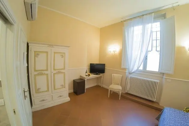 Classic Tek Büyük veya İki Ayrı Yataklı Oda