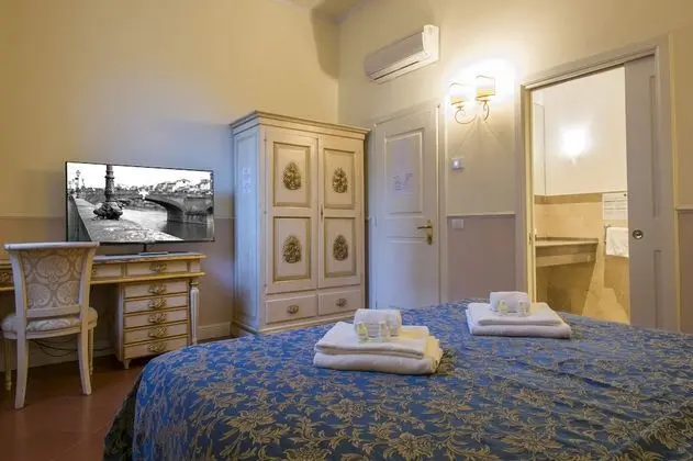 Classic Tek Büyük veya İki Ayrı Yataklı Oda