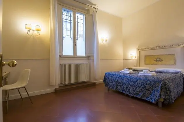 Classic Tek Büyük veya İki Ayrı Yataklı Oda