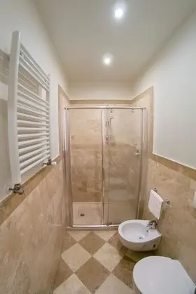 Classic Tek Büyük veya İki Ayrı Yataklı Oda