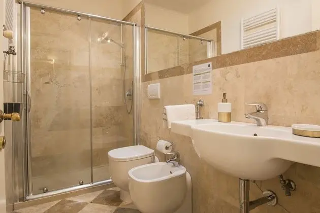 Comfort Tek Büyük veya İki Ayrı Yataklı Oda, Bahçe Manzaralı