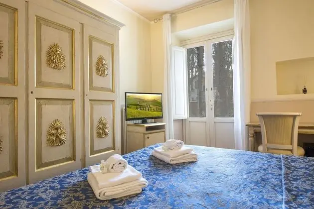 Comfort Üç Kişilik Oda, Bahçe Manzaralı