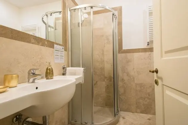 Comfort Üç Kişilik Oda, Bahçe Manzaralı