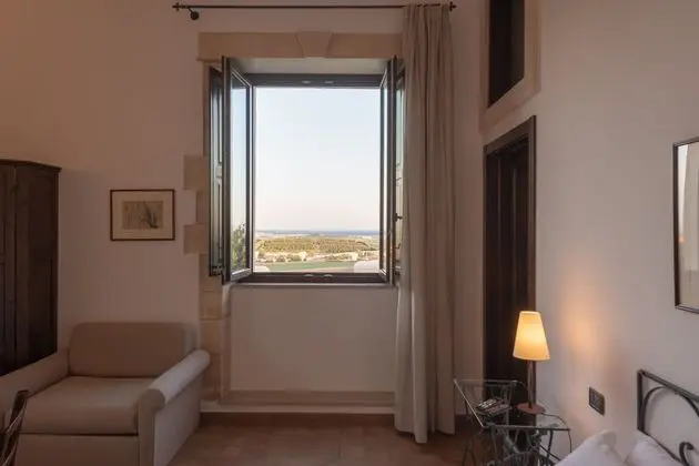 Superior Üç Kişilik Oda, Banyolu/Duşlu, Bahçe Manzaralı