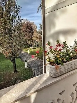 Comfort Süit, Teras, Bahçe Manzaralı