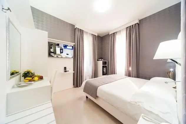 Superior Tek Büyük Yataklı Oda, Şehir Manzaralı