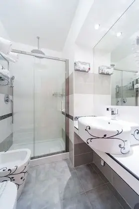 Superior Tek Büyük Yataklı Oda, Şehir Manzaralı