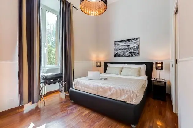 Superior Tek Büyük Yataklı Oda, 3 Yatak Odası, Banyolu/Duşlu