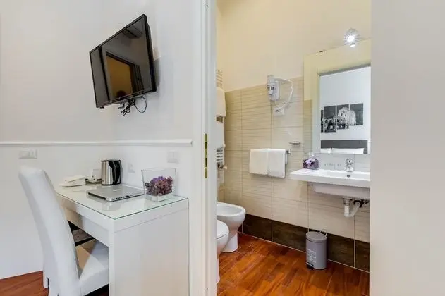 Superior Tek Büyük Yataklı Oda, 3 Yatak Odası, Banyolu/Duşlu