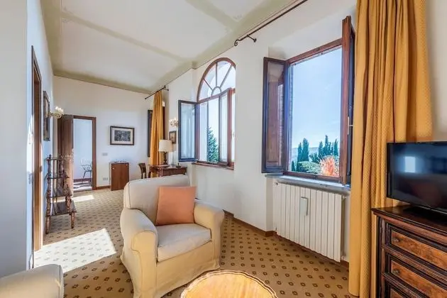 Süit, Balkon