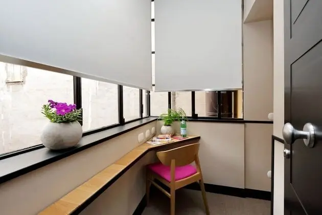 Tek Büyük Yataklı Oda, Balkon