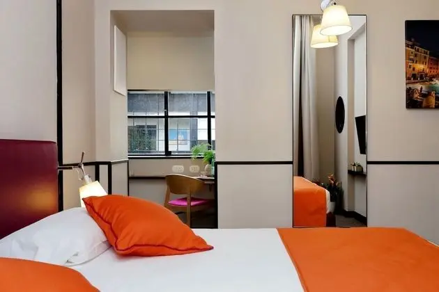 Tek Büyük Yataklı Oda, Balkon