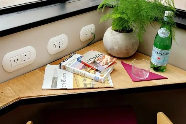 Tek Büyük Yataklı Oda, Balkon