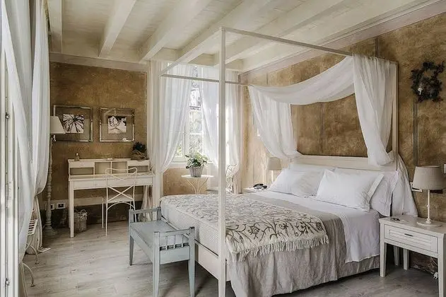 Süit, Balkon, Göl Manzaralı