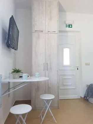 Basic Tek Büyük veya İki Ayrı Yataklı Oda