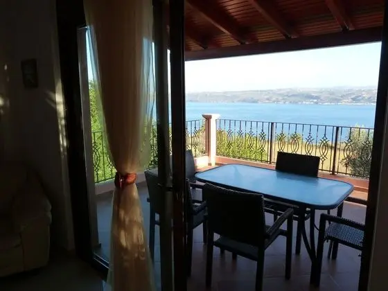 Villa, 3 Yatak Odası, Şömine
