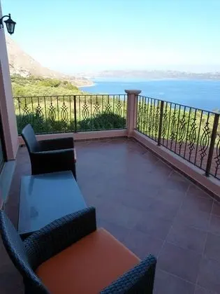 Villa, 3 Yatak Odası, Şömine