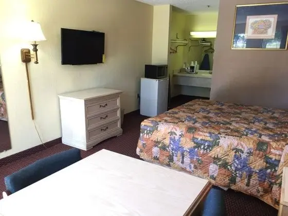 Standard Oda, 1 En Büyük (King) Boy Yatak, Sigara İçilebilir