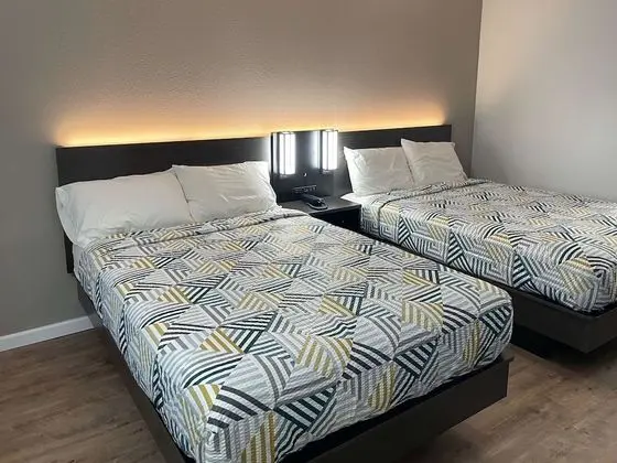 Standard Oda, 2 Çift Kişilik Yatak, Sigara İçilebilir, Küçük Mutfak