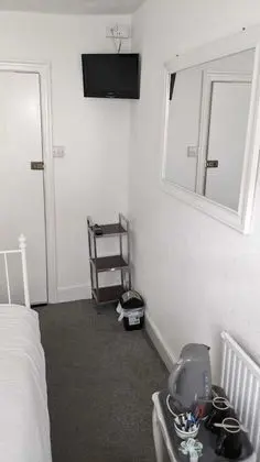 Basic Tek Büyük Yataklı Oda