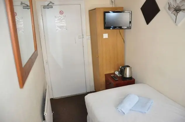 Basic Tek Kişilik Oda